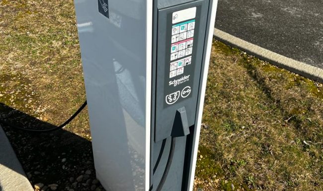 Installation de bornes de charge pour véhicules électriques en Rhône Alpes